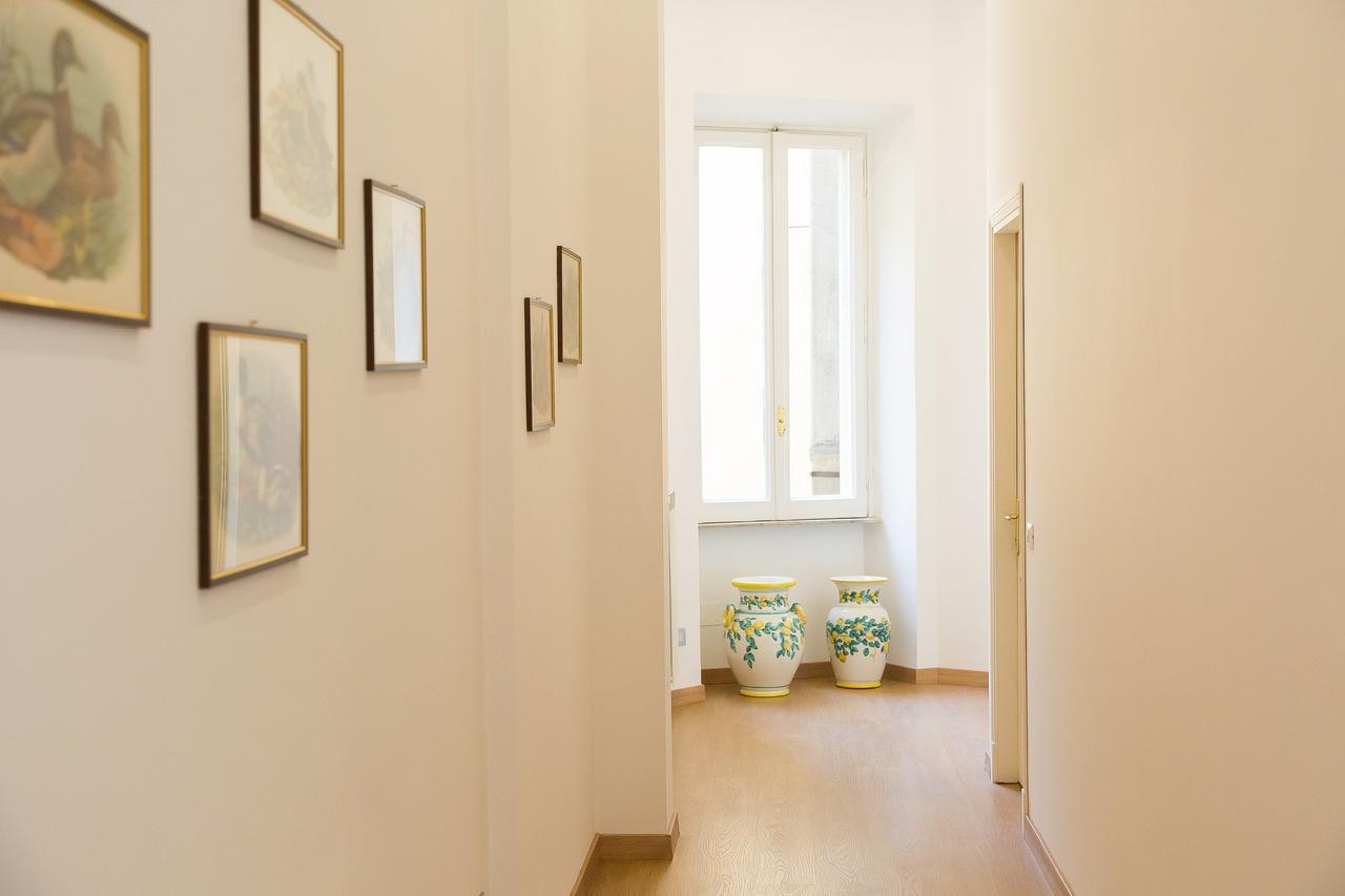Prestigious Apartment Via Barberini Рим Экстерьер фото