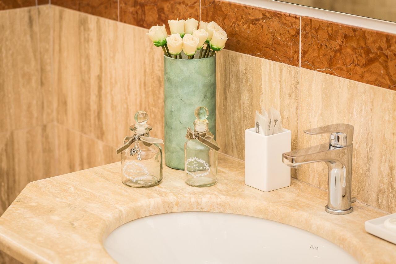 Prestigious Apartment Via Barberini Рим Экстерьер фото