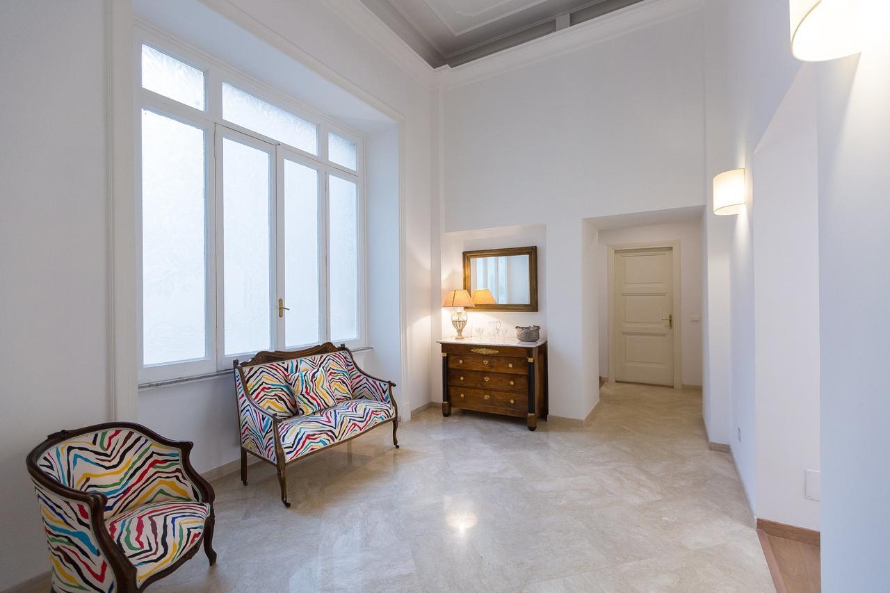 Prestigious Apartment Via Barberini Рим Экстерьер фото